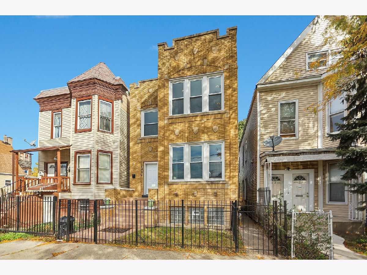 For Sale Chicago Illinois, 4832 Harrison Street