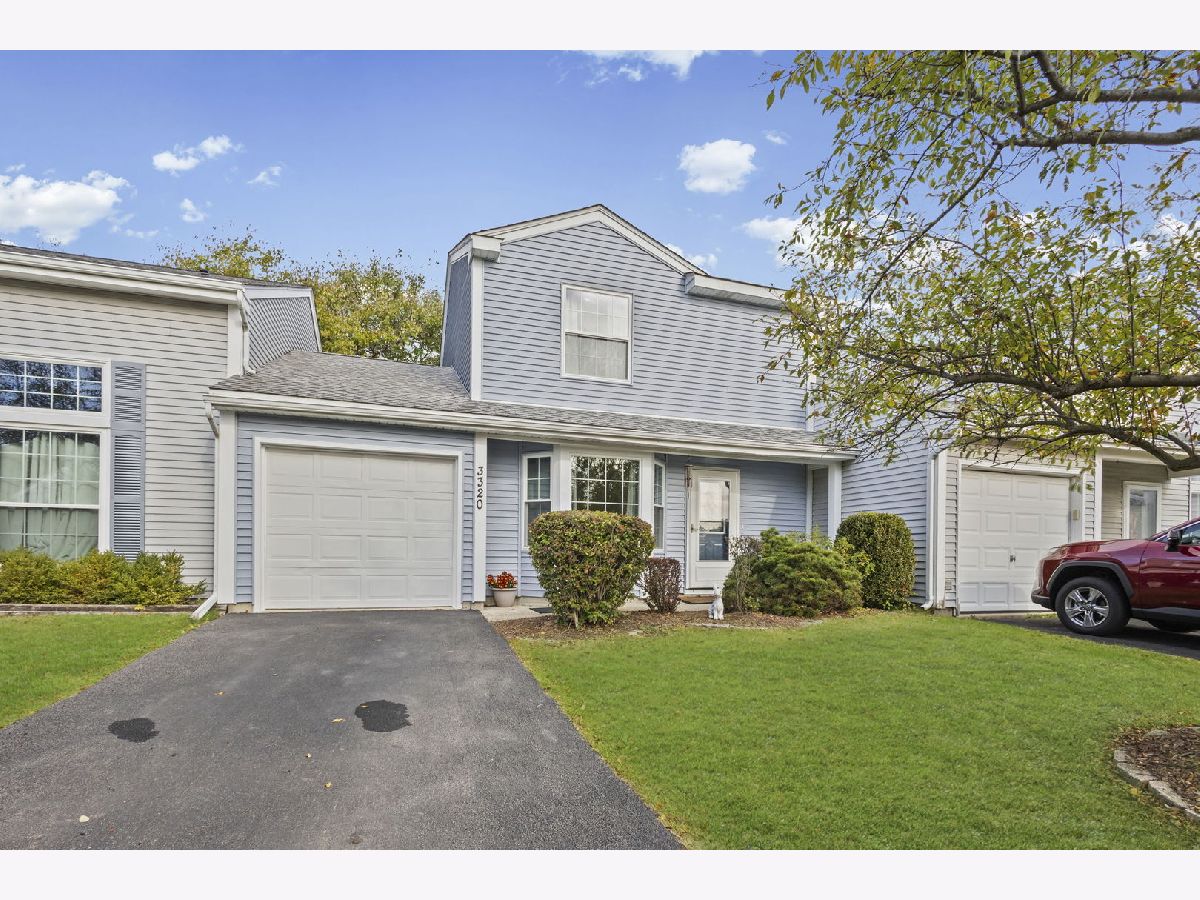 Townhomes & Homes For Sale Southport Village Island Lake Illinois, 3320 Greenwich Lane