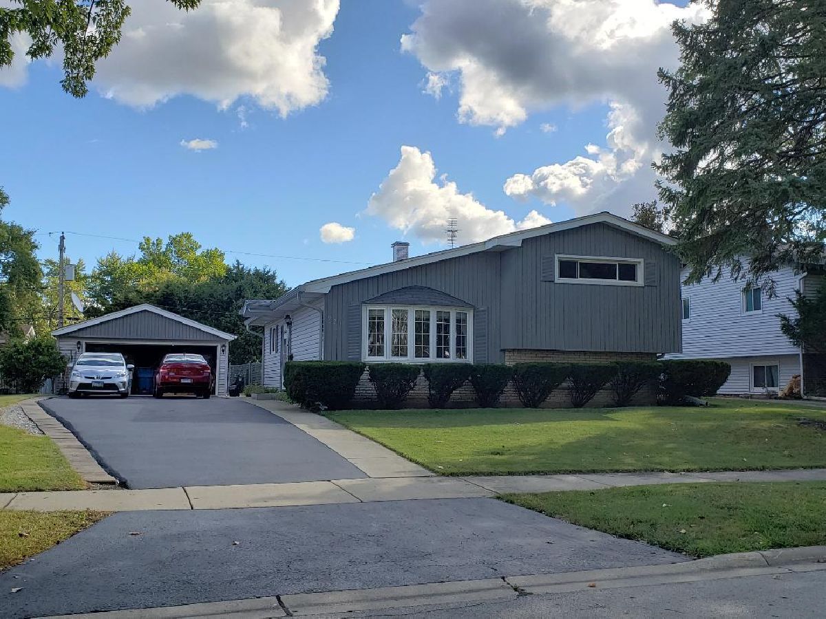For Sale Addison Illinois, 921 Iowa Avenue