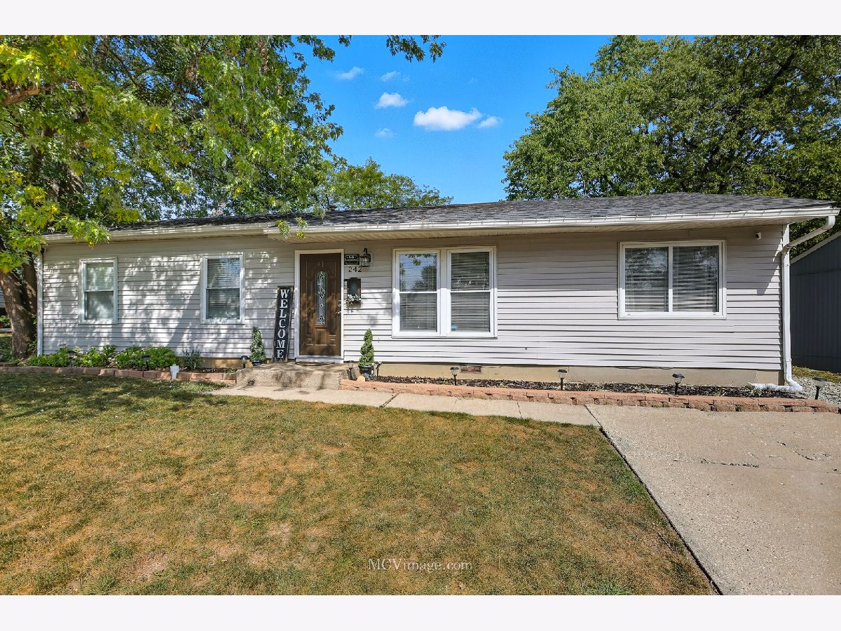  For Sale Romeoville Illinois, 242 Tallman Avenue
