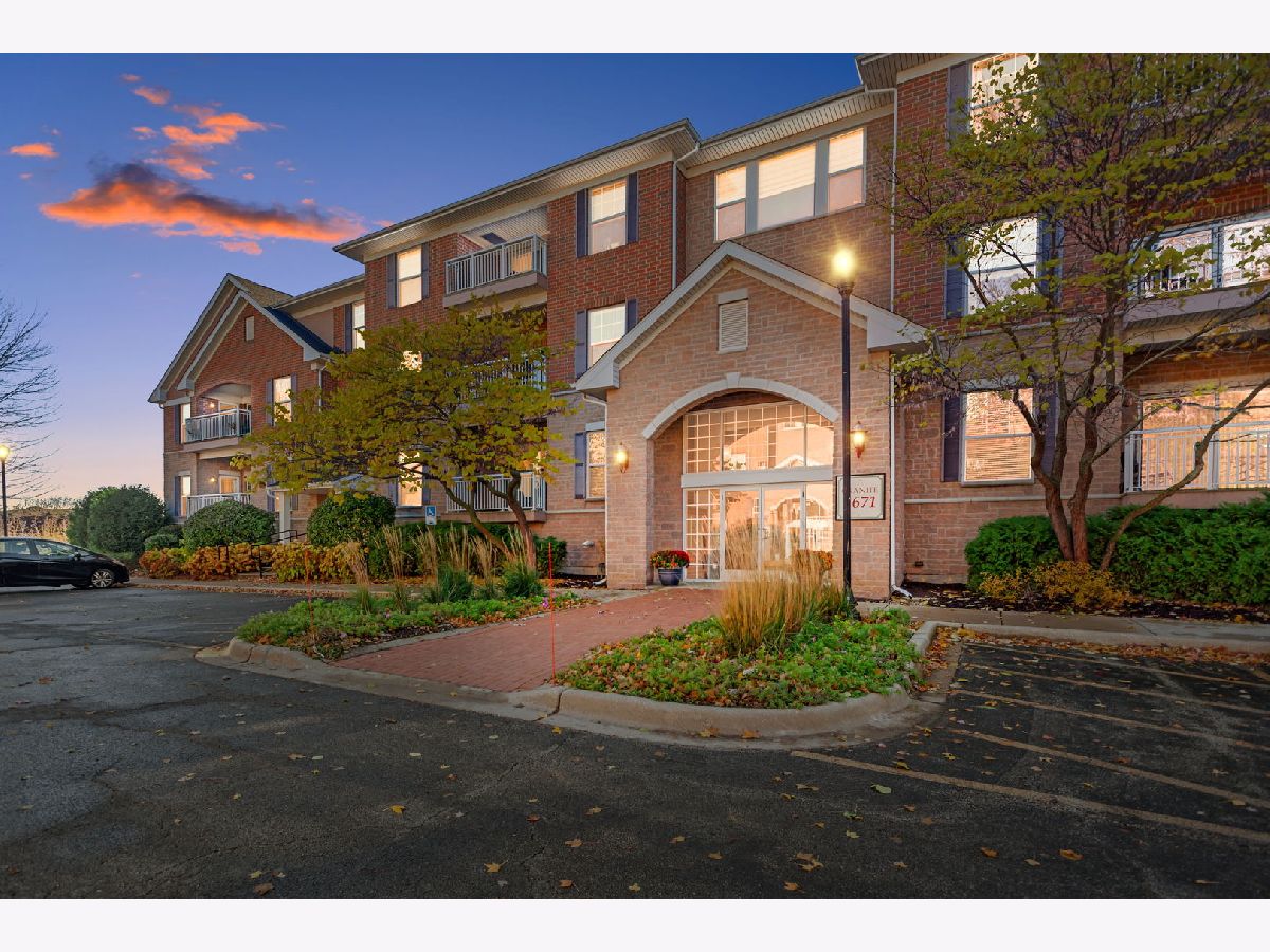 Condominiums For Sale Crossings Geneva Illinois