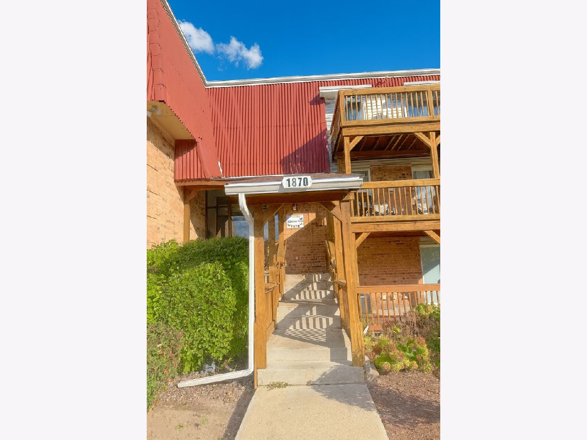  Sold Aurora Illinois, 1870 Tall Oaks