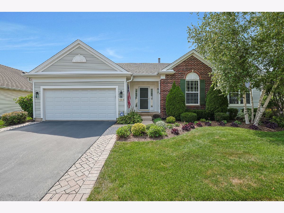 Homes & Townhomes & Condos For Sale Del Webb Sun City Huntley Illinois, 12145 Daphne Drive