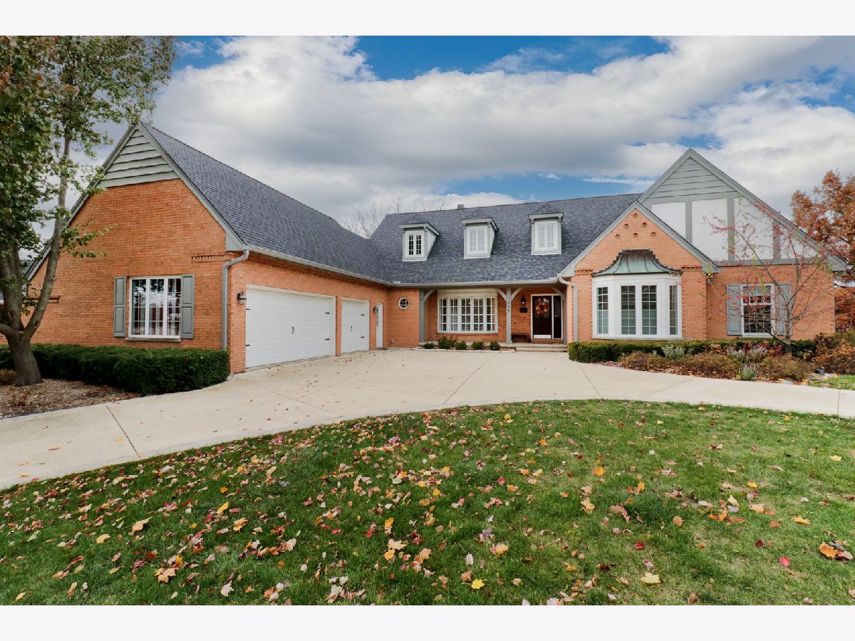 Homes & Condos & Townhomes For Sale Hawthorne Hills Bloomington Illinois, 1908 Crimson Lane