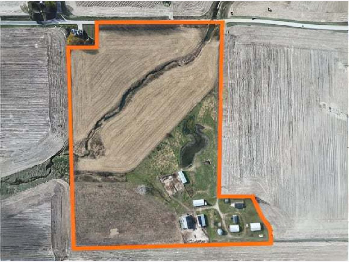  For Sale Stockton Illinois, 6977 Elmoville Road