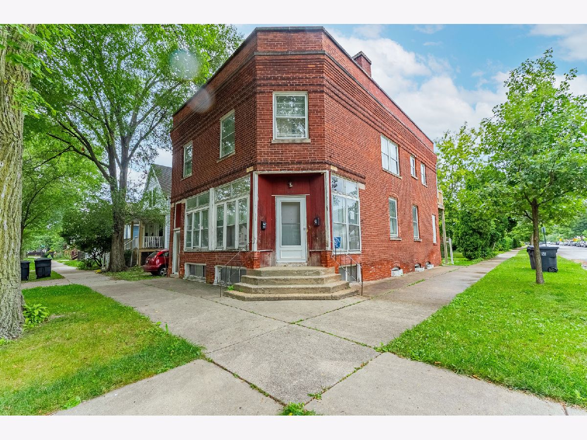 For Sale Evanston Illinois, 1801 Lyons Street