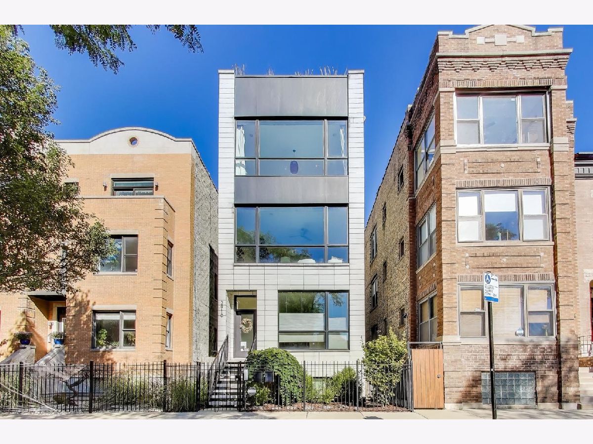  For Sale Chicago Illinois, 2910 Palmer Street