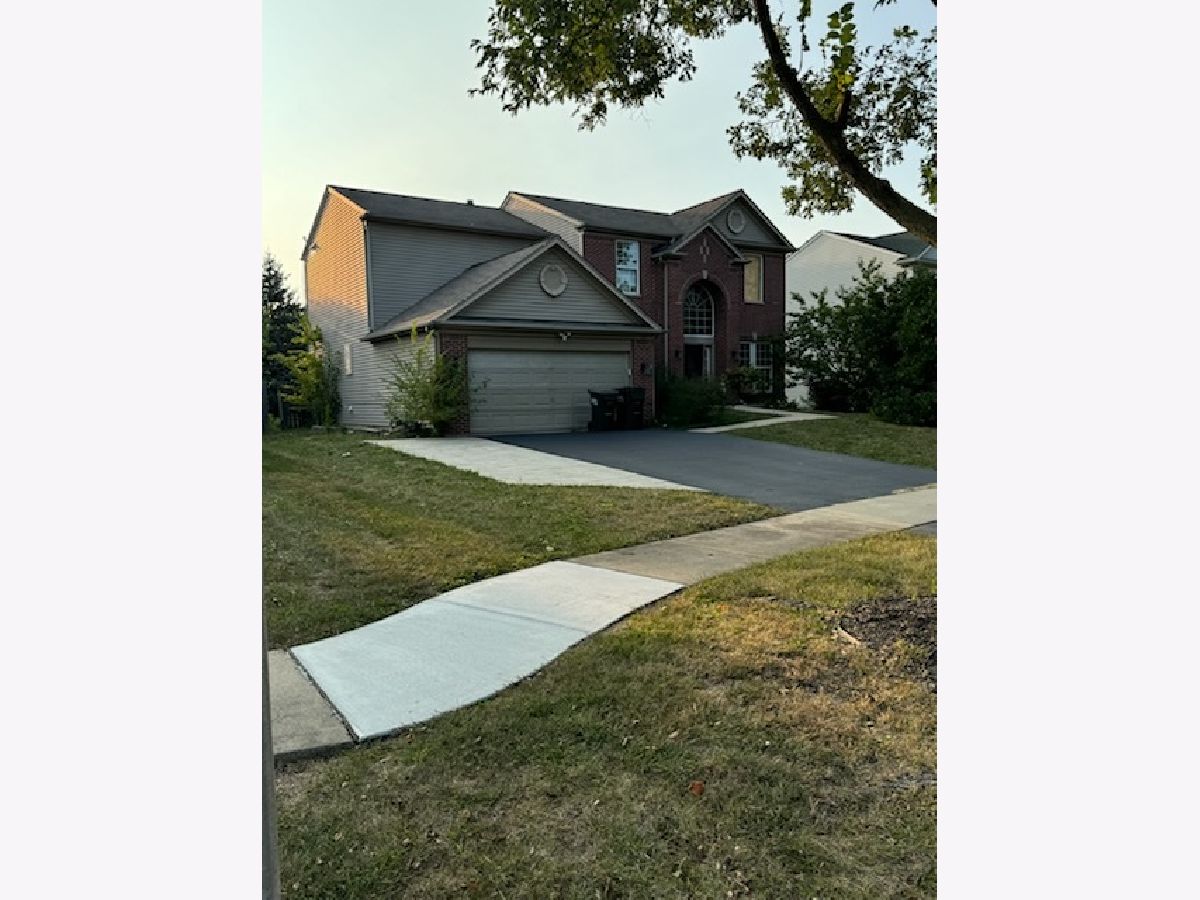 Homes For Sale Augusta Village Bolingbrook Illinois, 10 Lilac Court