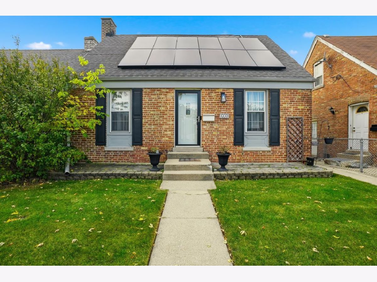  For Sale Brookfield Illinois, 4240 Custer Avenue