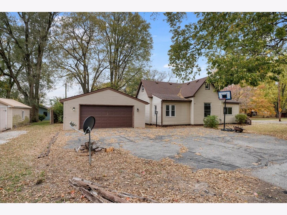  For Sale Monticello Illinois, 819 Center Street