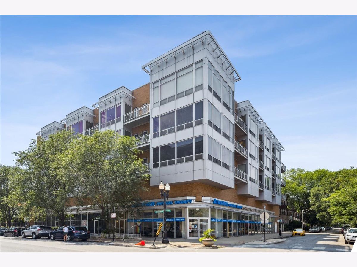  Rented Chicago Illinois, 3920 Sheridan