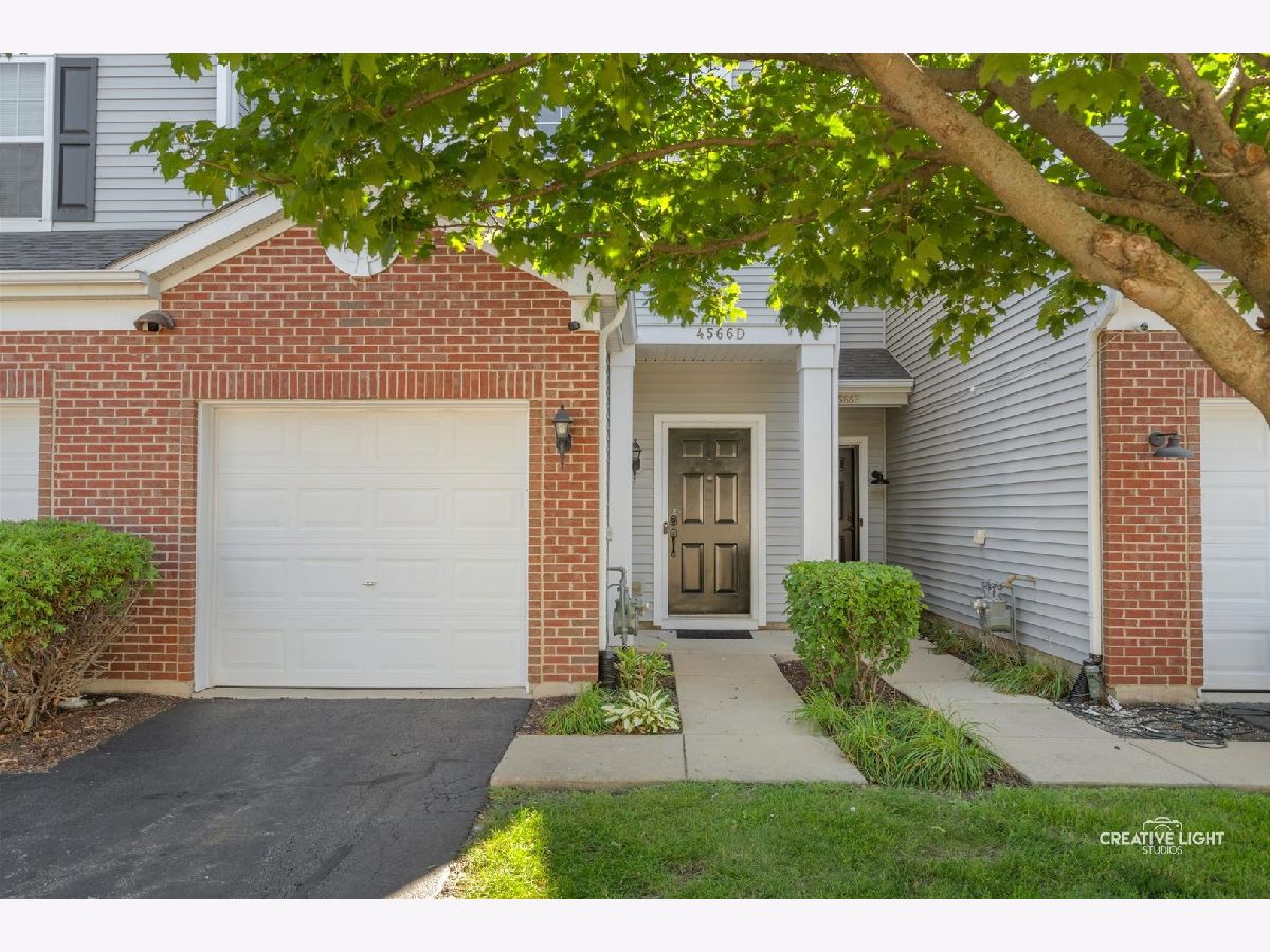  For Sale Yorkville Illinois, 4566 Camden Lane