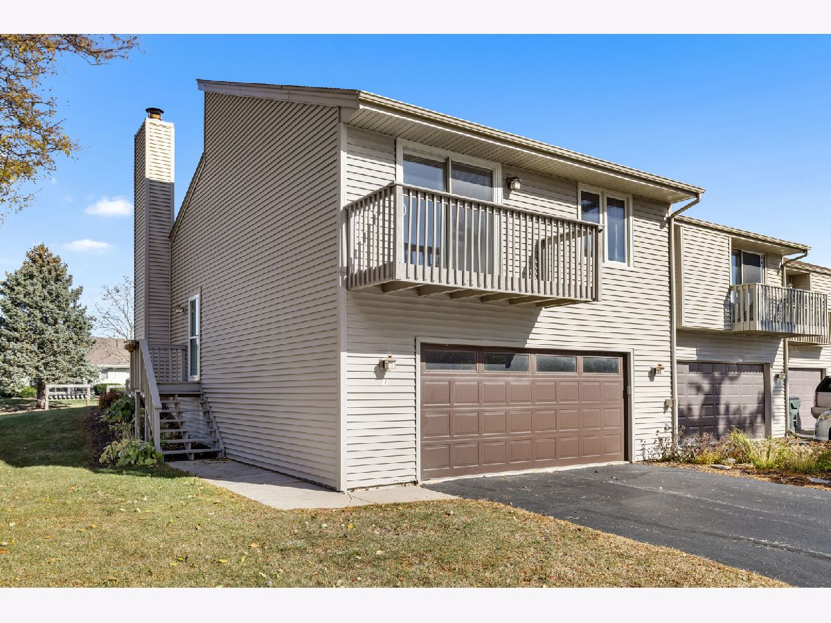  Sold Rockford Illinois, 663 Amphitheater