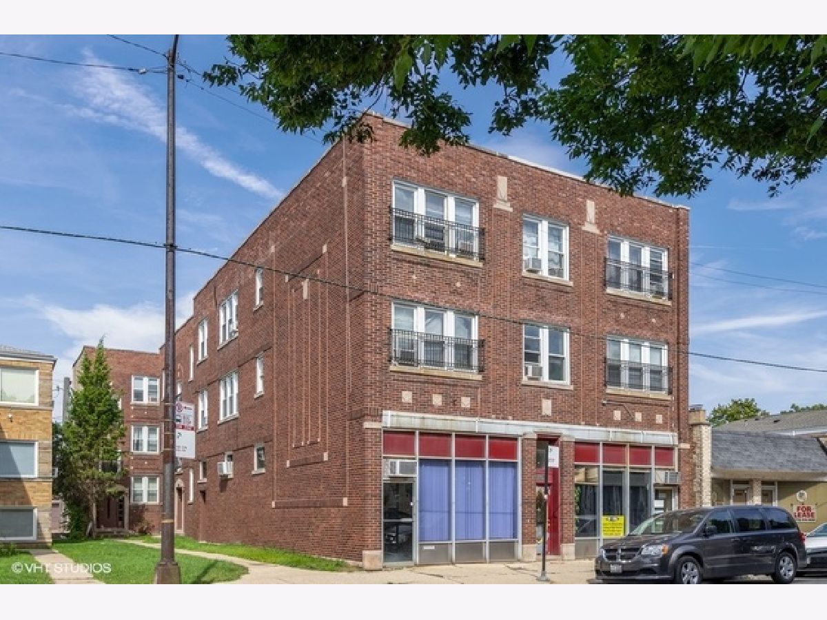  Rented Chicago Illinois, 5850 Higgins