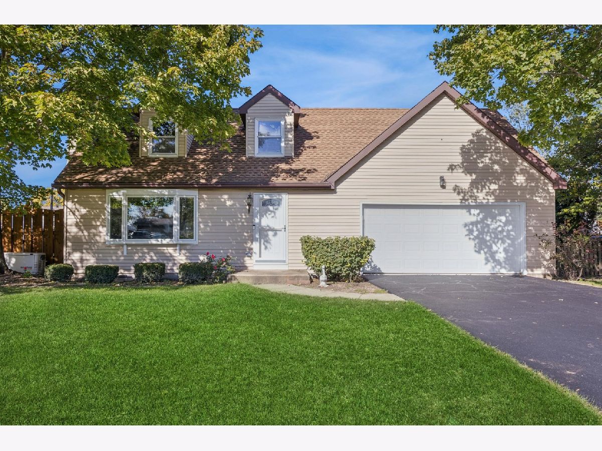  For Sale St Charles Illinois, 33W208 Bonnie Street