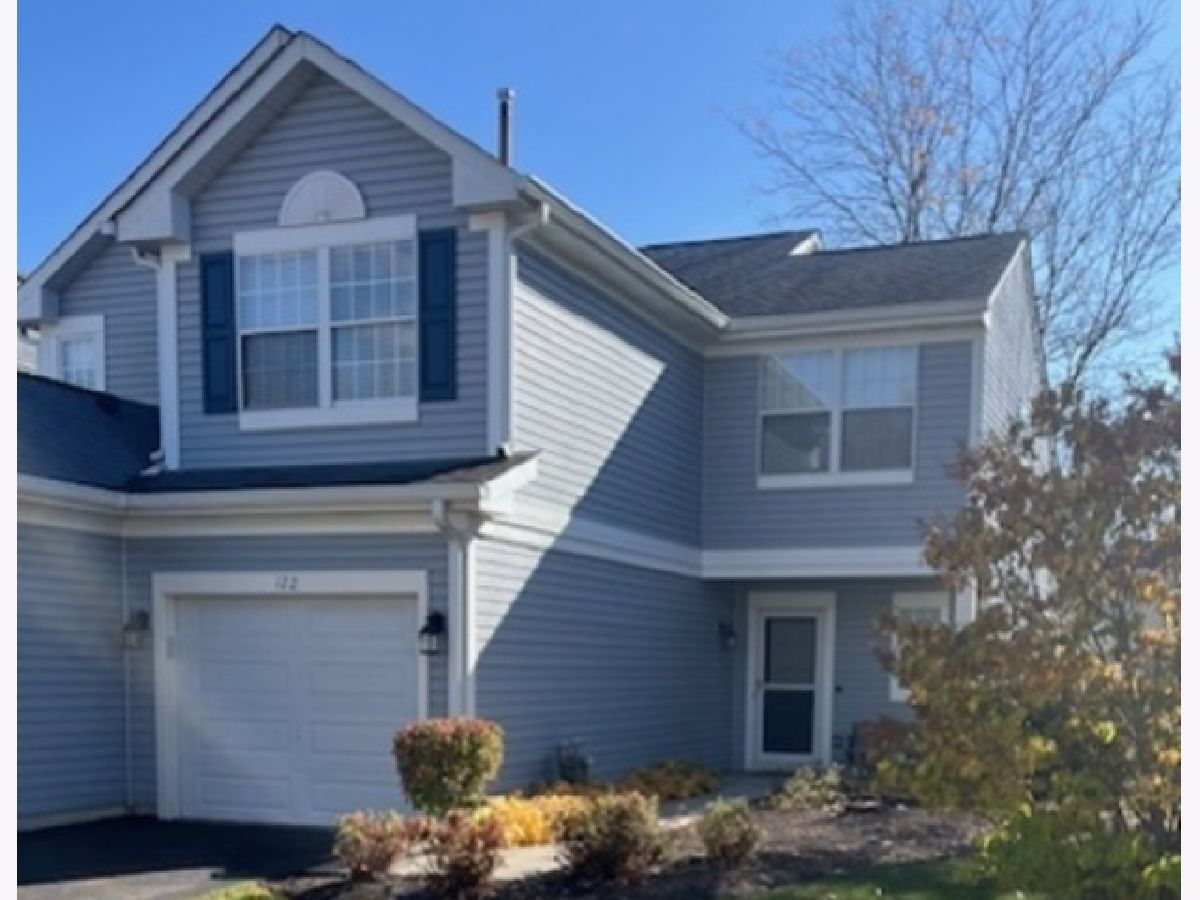  For Rent Lake In The Hills Illinois, 122 Polaris