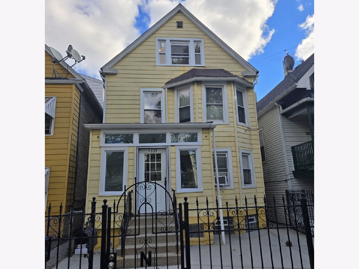  Rented Chicago Illinois, 4137 Bernard