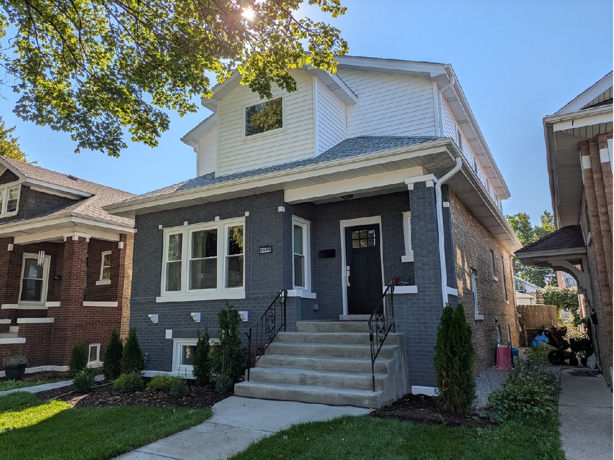  For Sale Chicago Illinois, 6109 Berenice Avenue