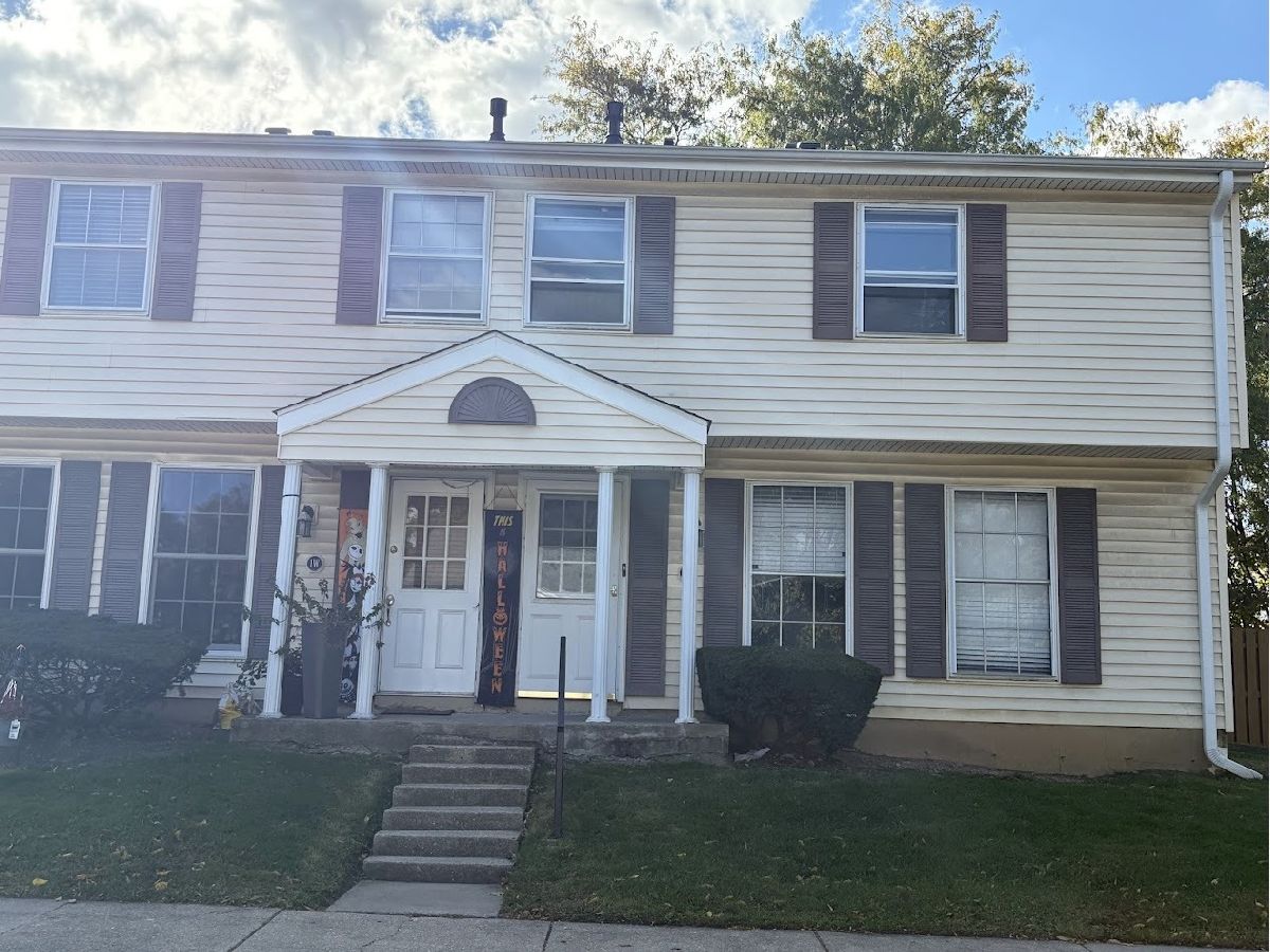  Rented Bolingbrook Illinois, 4W Fernwood