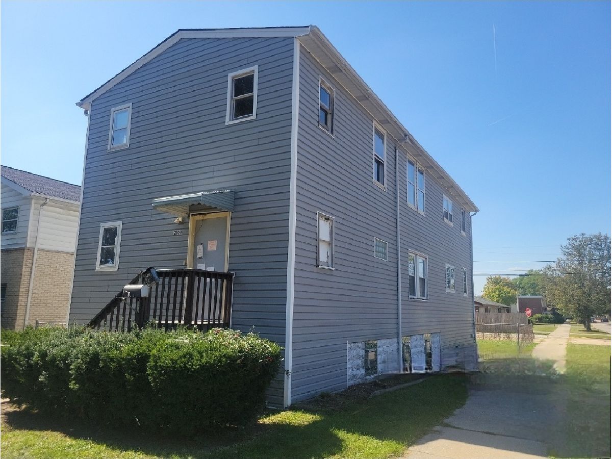  For Sale Broadview Illinois, 2100 14th Avenue