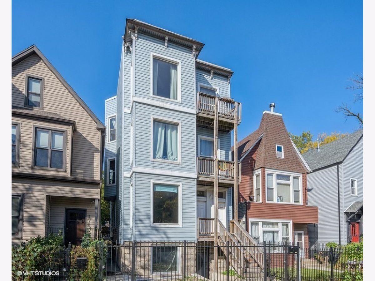 Condos & Townhomes & Homes Sold Logan Square Chicago Illinois