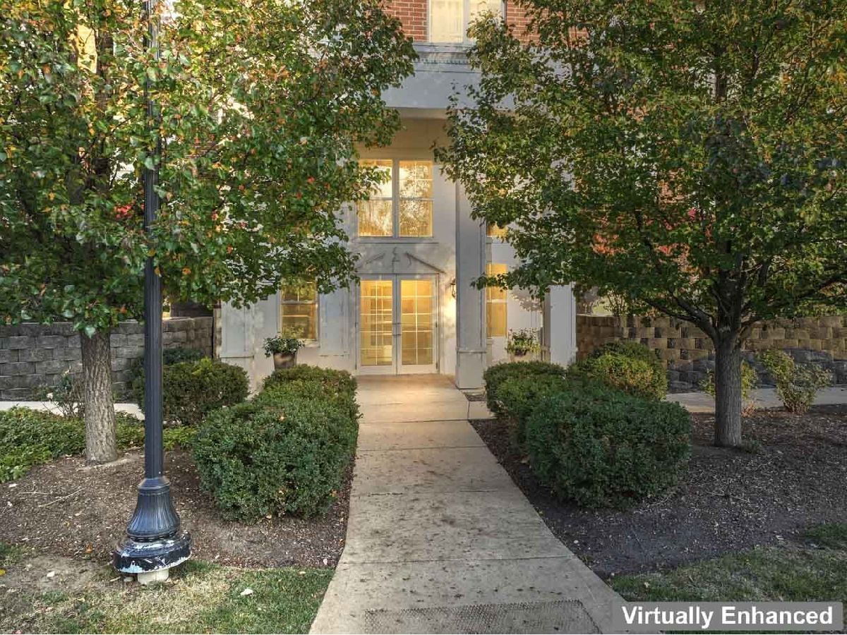 Townhomes & Condos For Sale Astor Place Wheeling Illinois, 511 Prestwick Lane