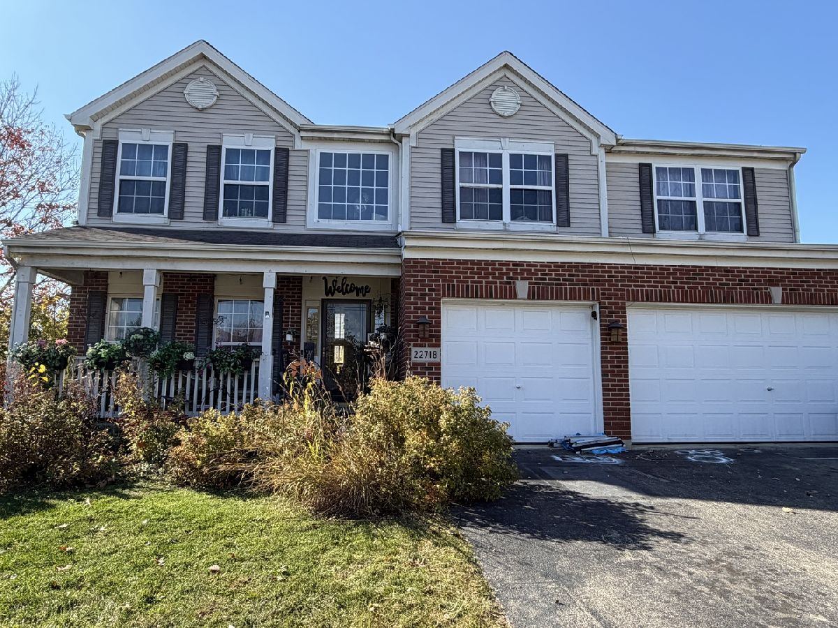 Homes For Sale Woodlands Of The Reserve Plainfield Illinois, 22718 Bass Lake Road