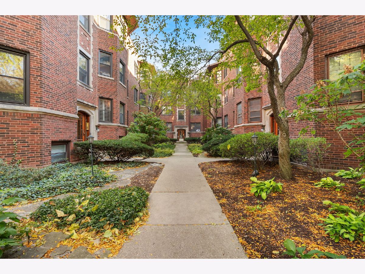  For Sale Chicago Illinois, 529 Brompton Avenue