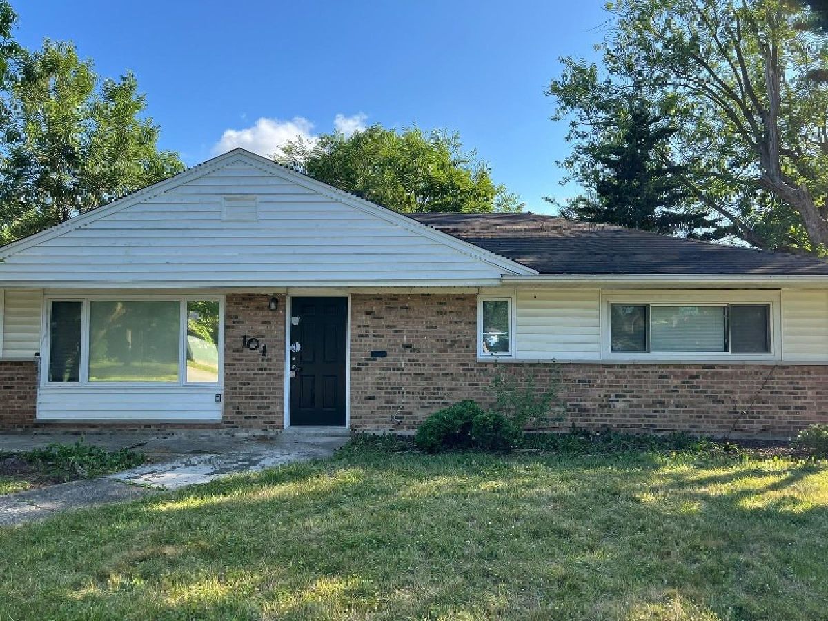  For Sale Park Forest Illinois, 101 Shabbona Drive