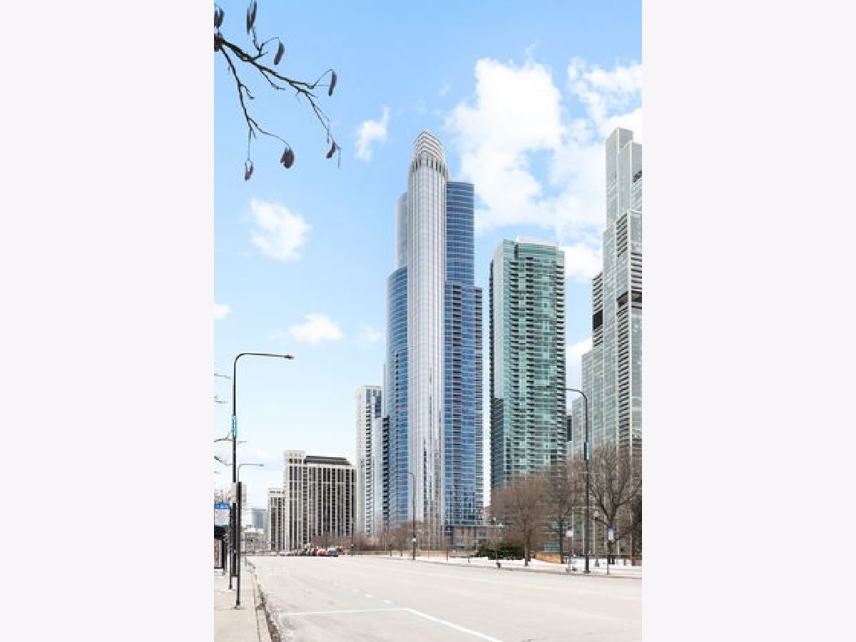  For Sale Chicago Illinois, 1211 Prairie Avenue