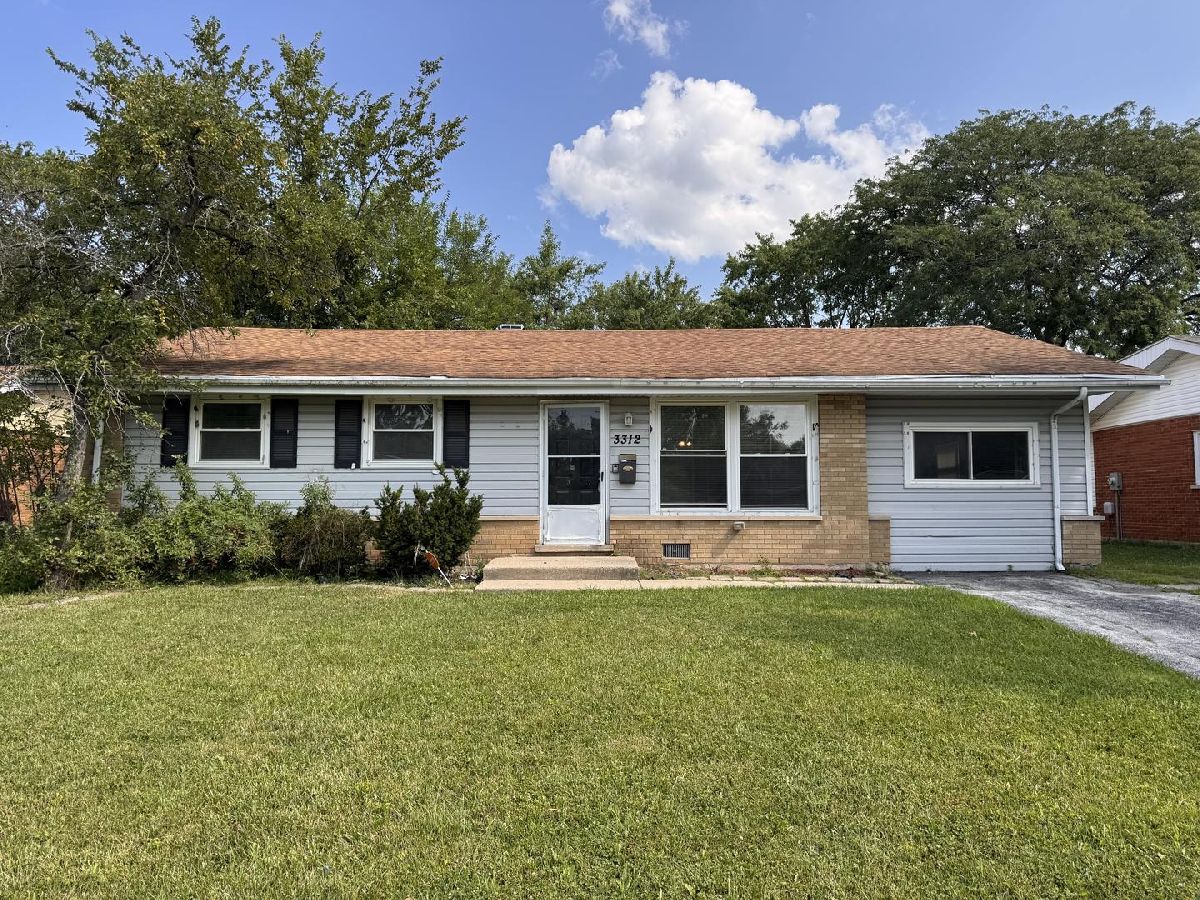  For Sale Hazel Crest Illinois, 3312 Maple Lane