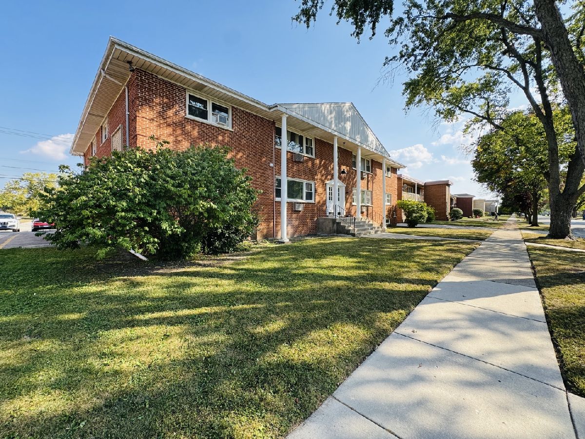  For Rent La Grange Park Illinois, 1443 Homestead