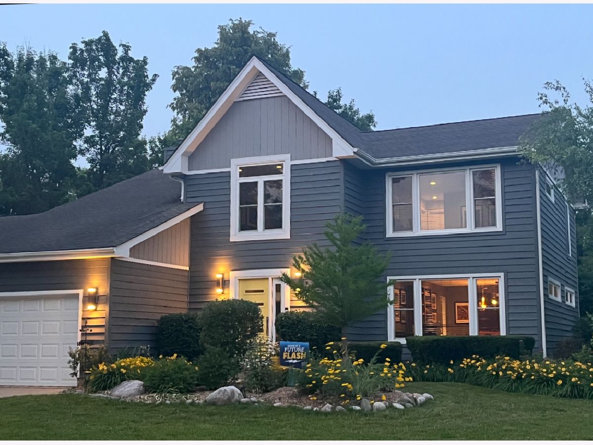 Homes Sold Westchester Buffalo Grove Illinois, 1305 Hidden Lake