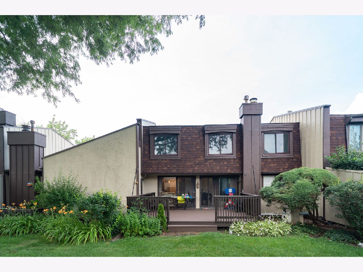 Townhomes For Sale Acacia Indian Head Park Illinois, 164 Cascade Drive