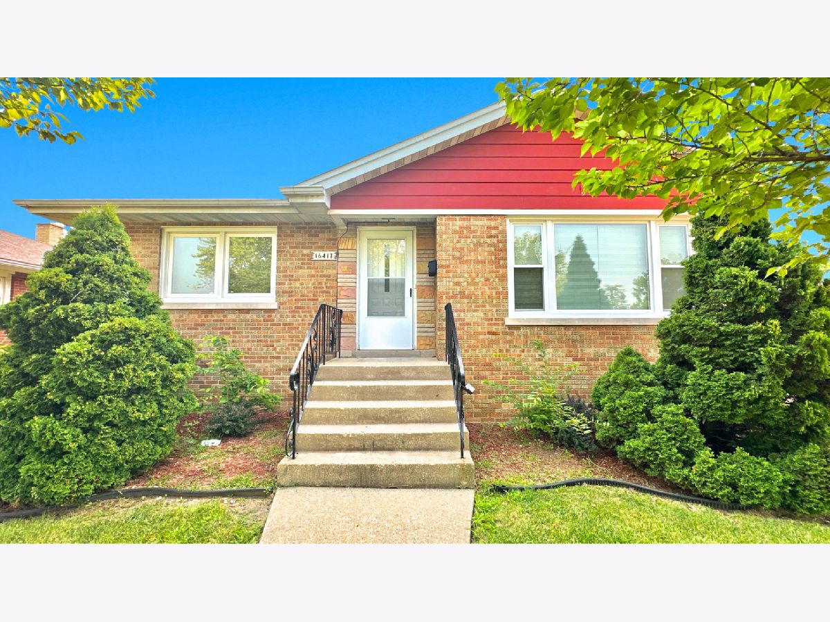  For Sale South Holland Illinois, 16417 School Street