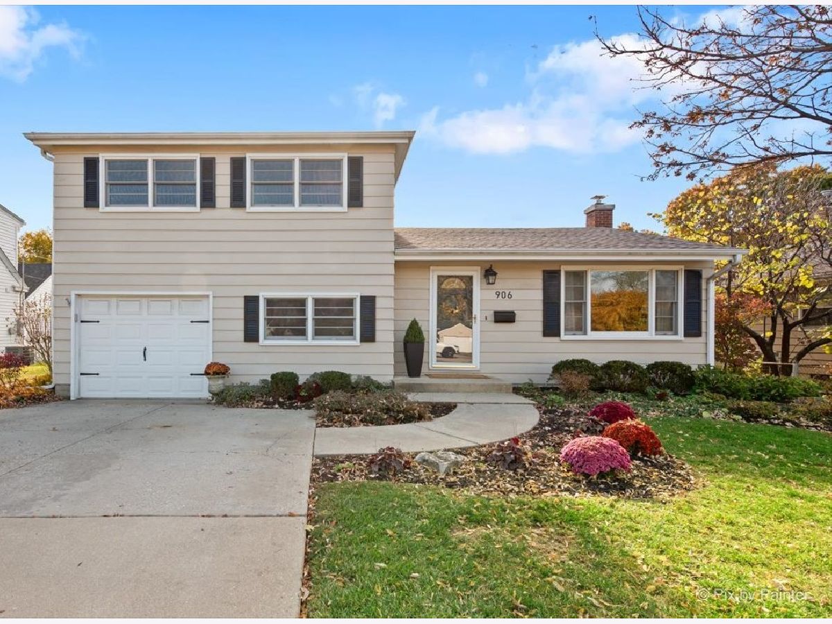  Sold Wheaton Illinois, 906 Roosevelt
