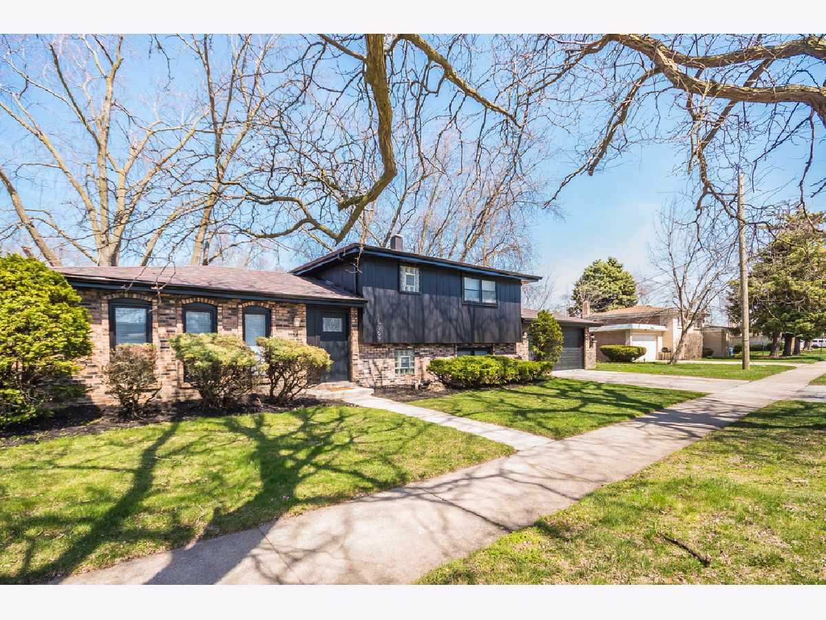  For Rent South Holland Illinois, 15369 Ingleside