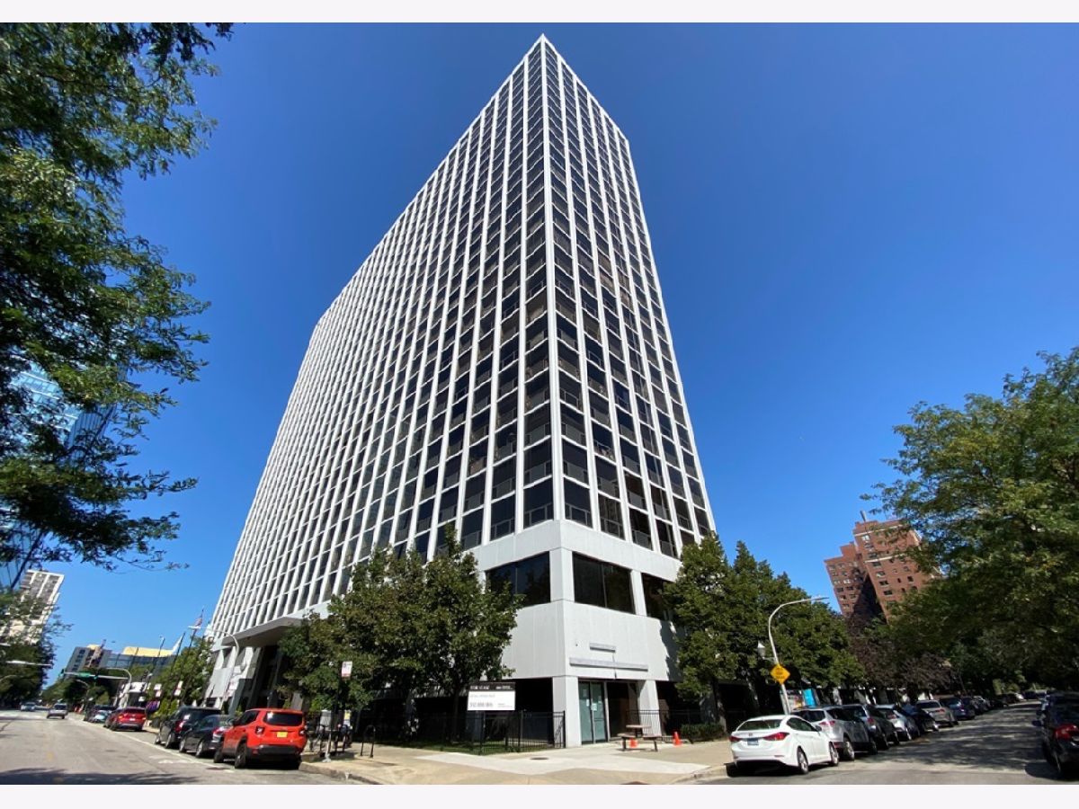  Rented Chicago Illinois, 4343 Clarendon