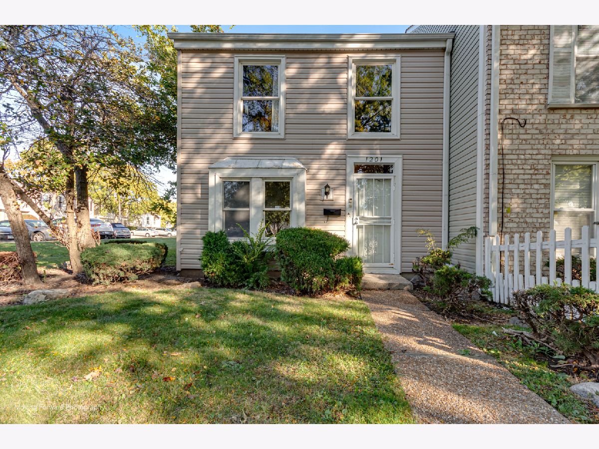  For Sale Country Club Hills Illinois, 1201 Williamsburg Road