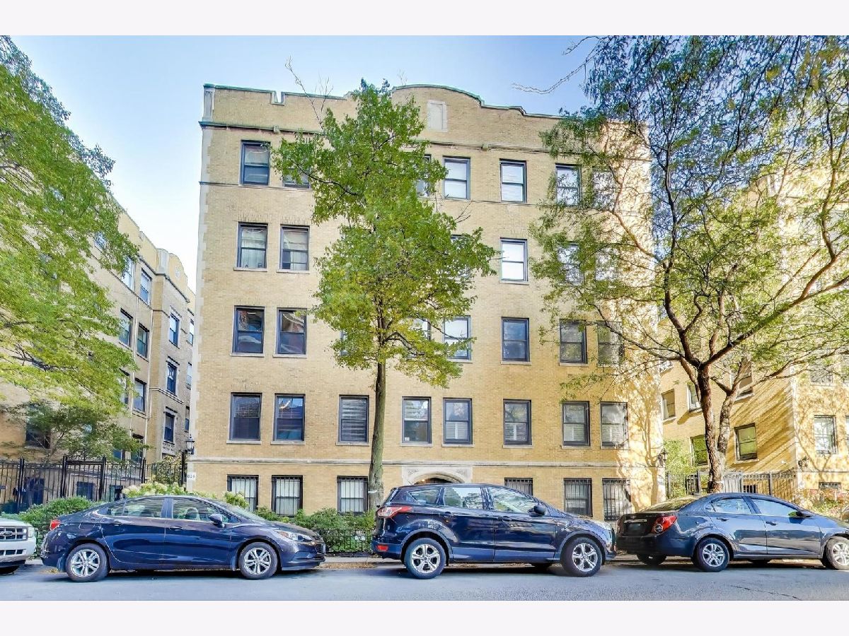  Rented Chicago Illinois, 636 Waveland