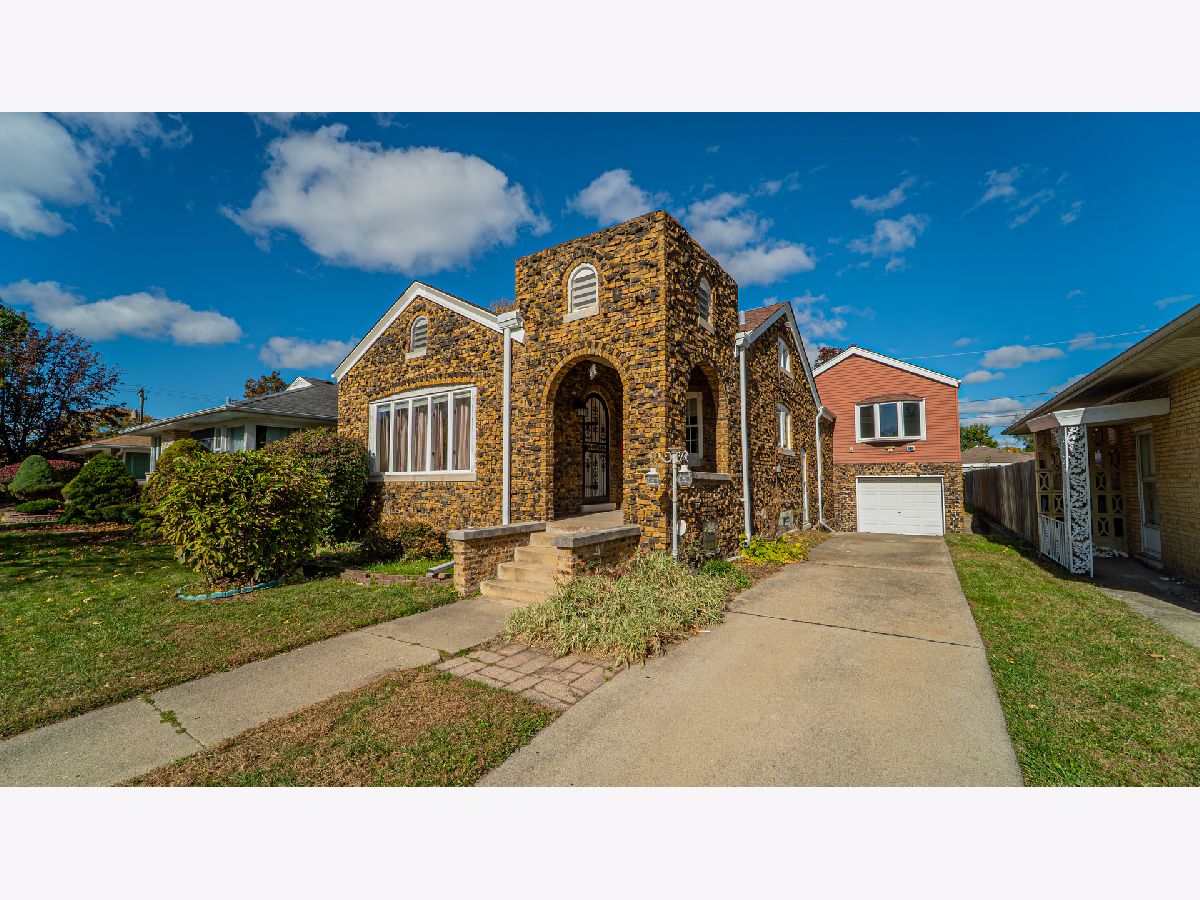  For Sale Calumet City Illinois, 122 Elizabeth Street