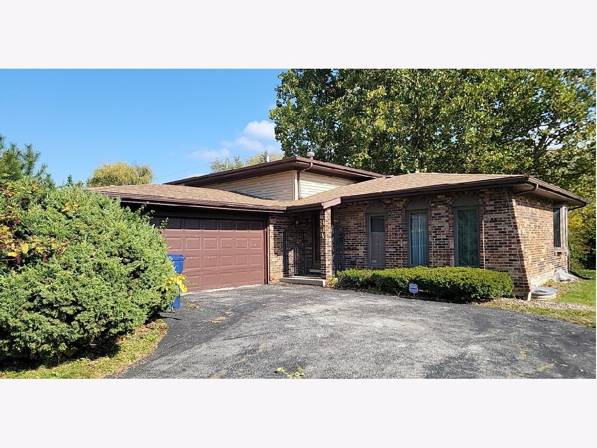  For Sale Matteson Illinois, 831 Violet Lane