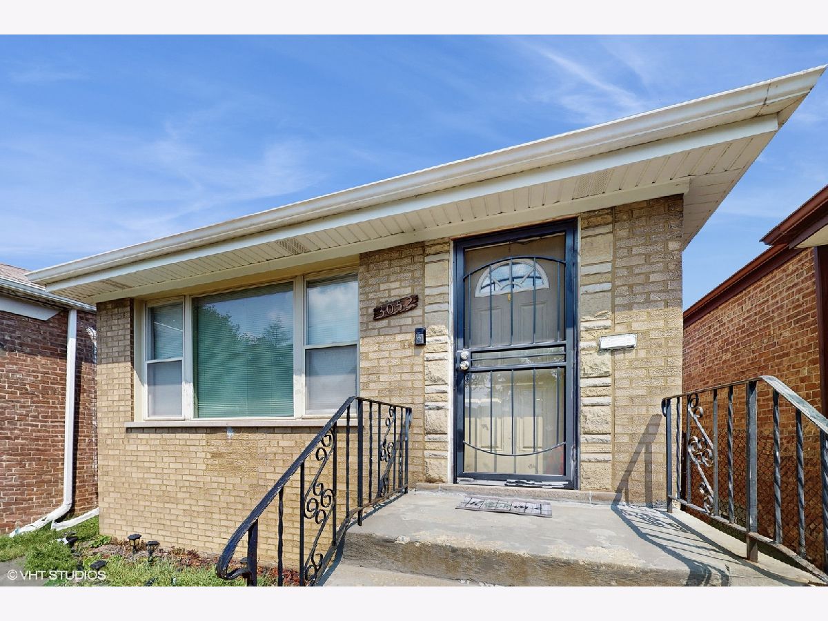  For Sale Chicago Illinois, 3052 97th Street