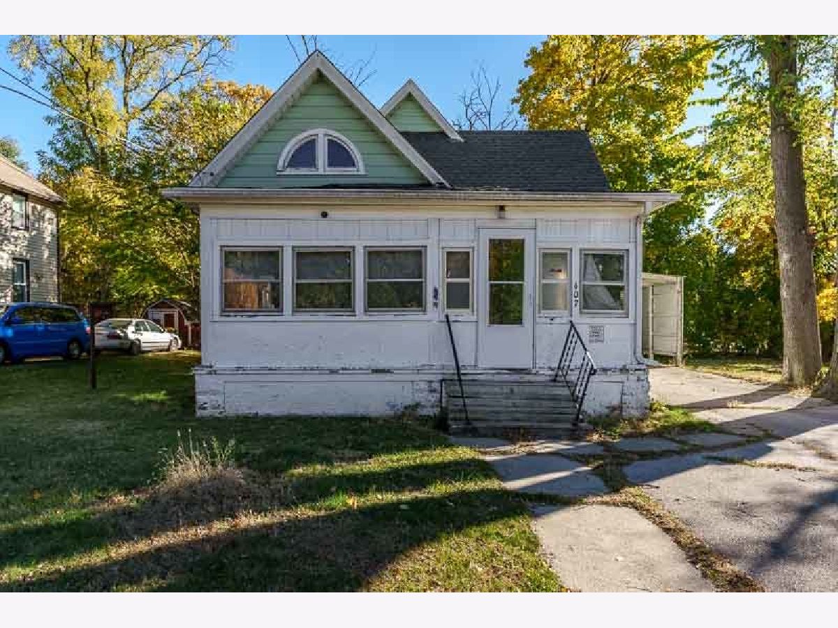 For Sale Rockford Illinois, 407 Forest Avenue