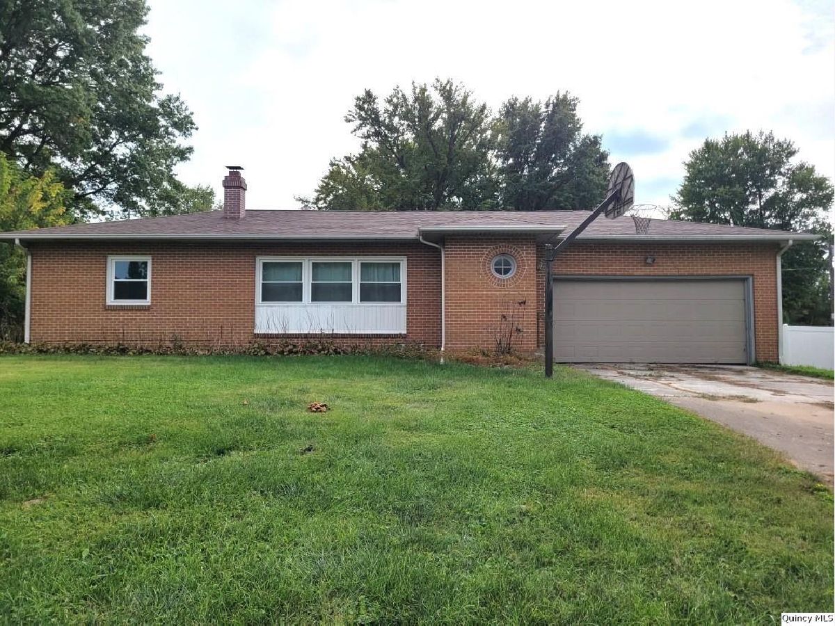  For Sale Quincy Illinois, 5128 Ri-dora Dr.