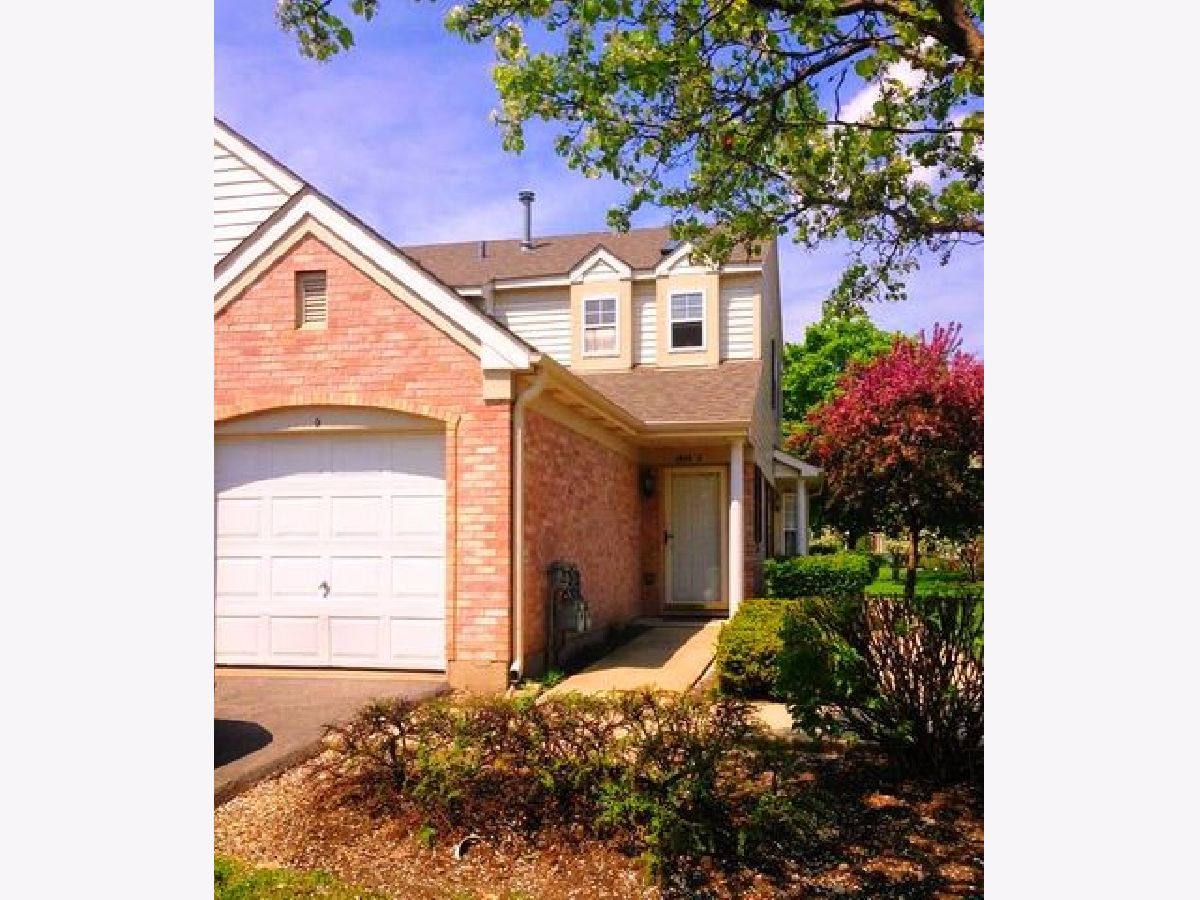 Townhomes & Condos For Rent Briar Pointe Schaumburg Illinois, 1934 Heron