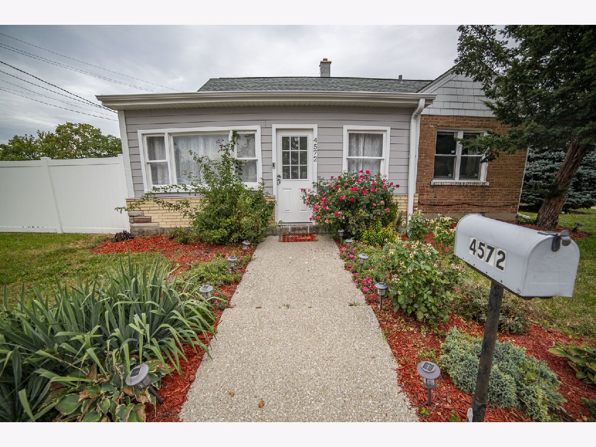  For Rent Oak Lawn Illinois, 4572 Rumsey