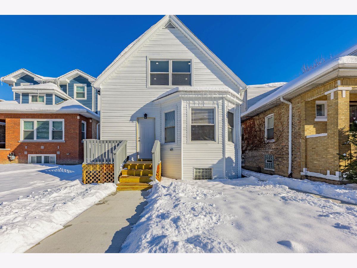  For Sale Chicago Illinois, 1719 Merrimac Avenue