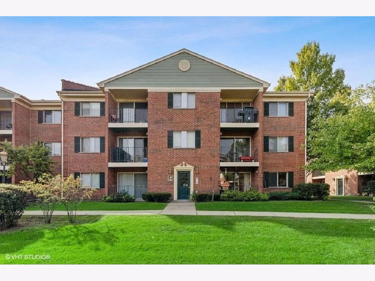  For Rent Mount Prospect Illinois, 1516 River West