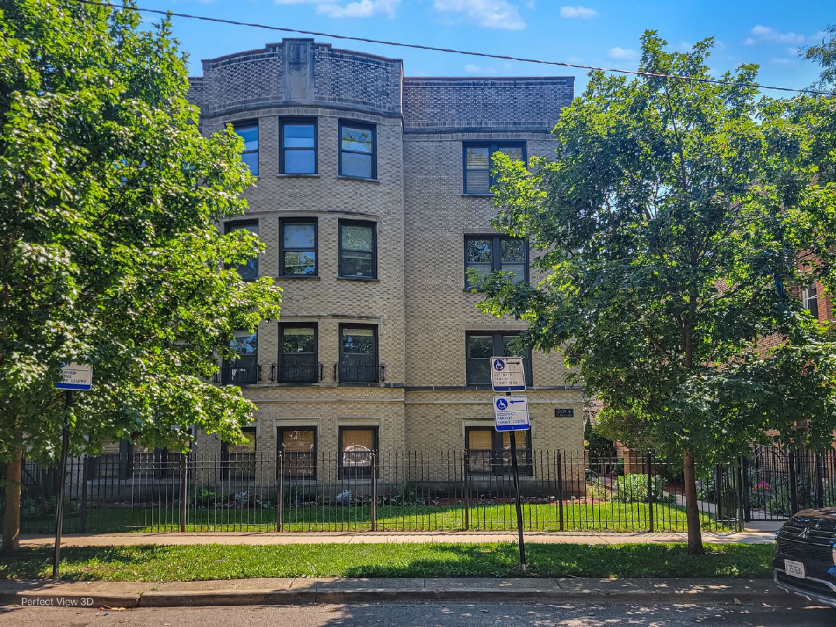  For Sale Chicago Illinois, 2111 Arthur Avenue